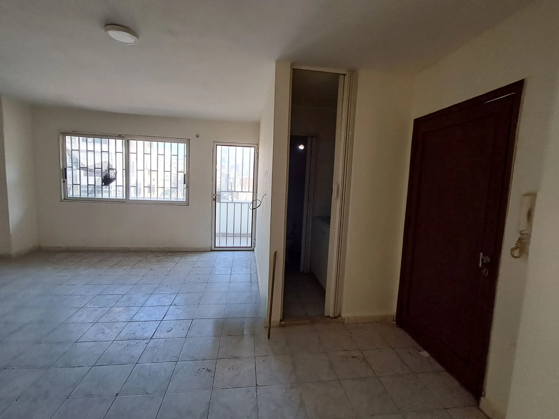 Office for Rent in Bouchrieh — photo 4
