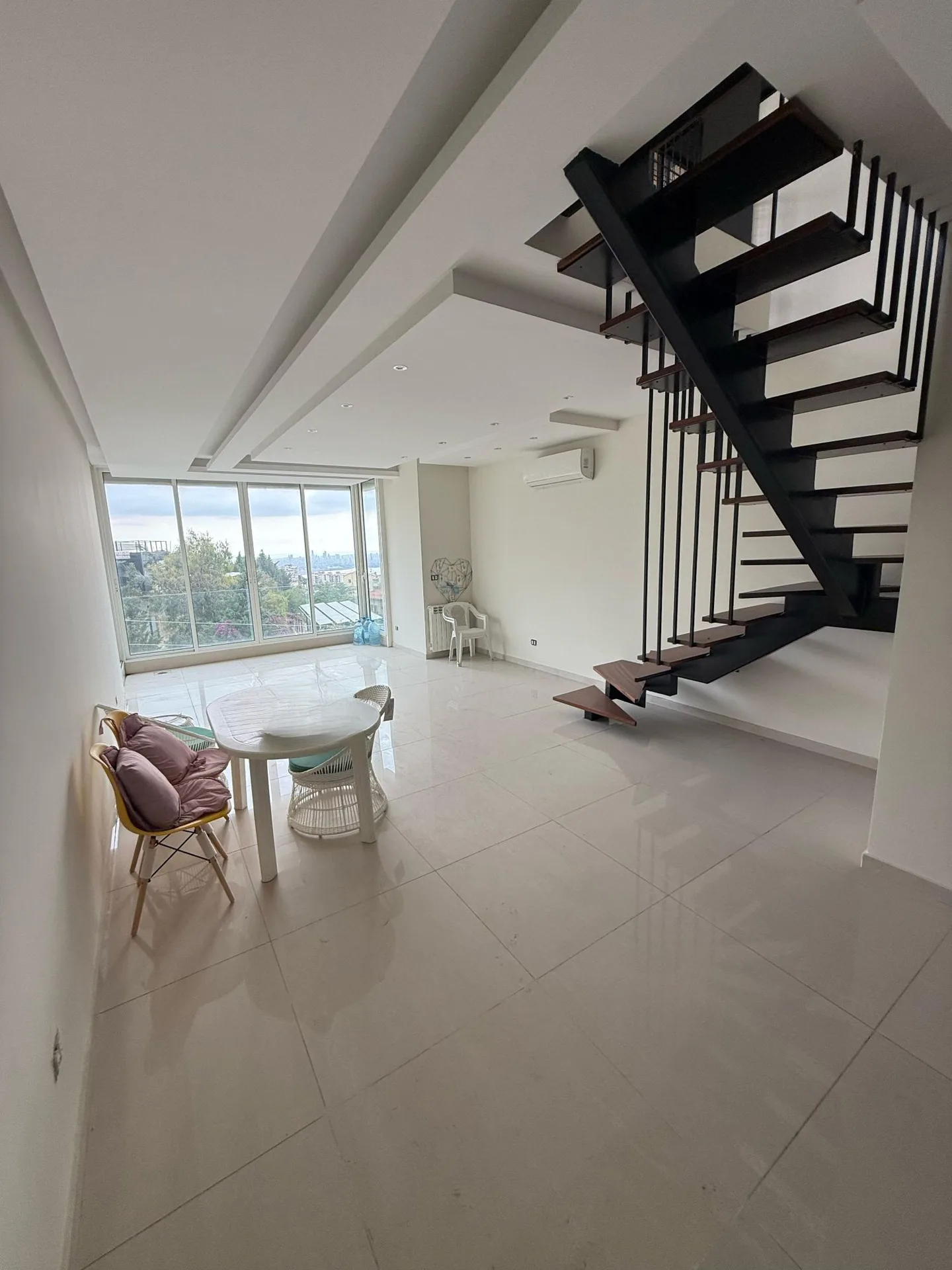 Duplex Apartment for Rent in Dik El Mehde — الصورة 2