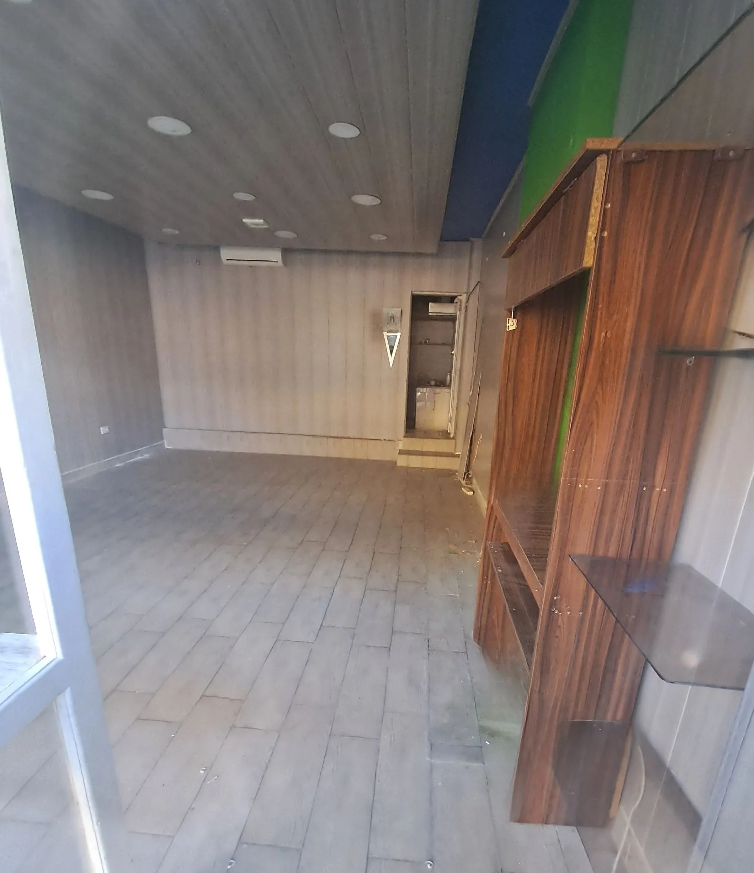 Shop for Rent in Achrafieh - Sioufi — الصورة 3