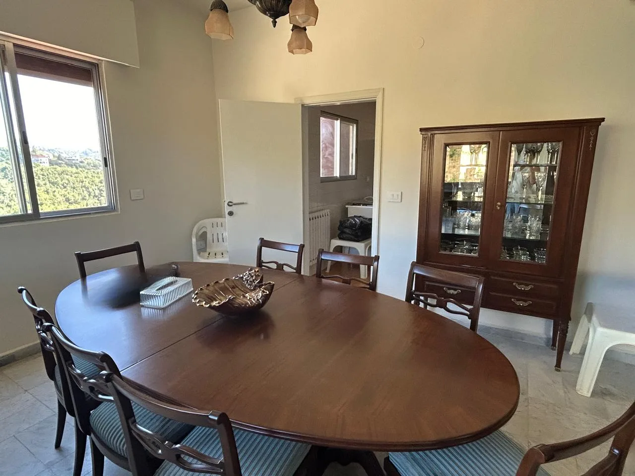 Mountain View Apartment For Sale In Kleiaat — الصورة 3