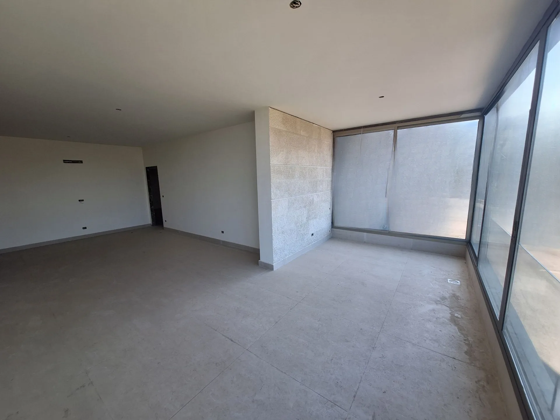 Panoramic View Apartment for Sale in Ain Saade — الصورة 4