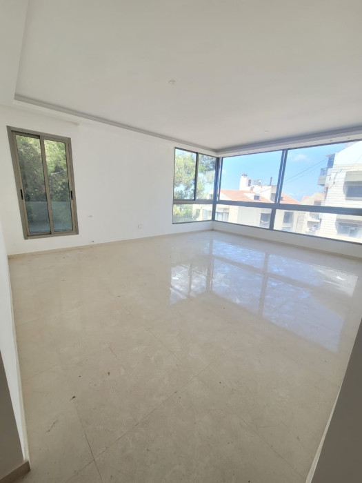 Apartment For Sale In Ain Saadeh — photo 3
