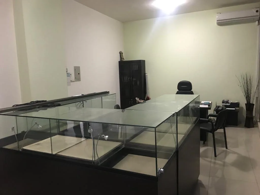 Shop for rent in Hazmieh