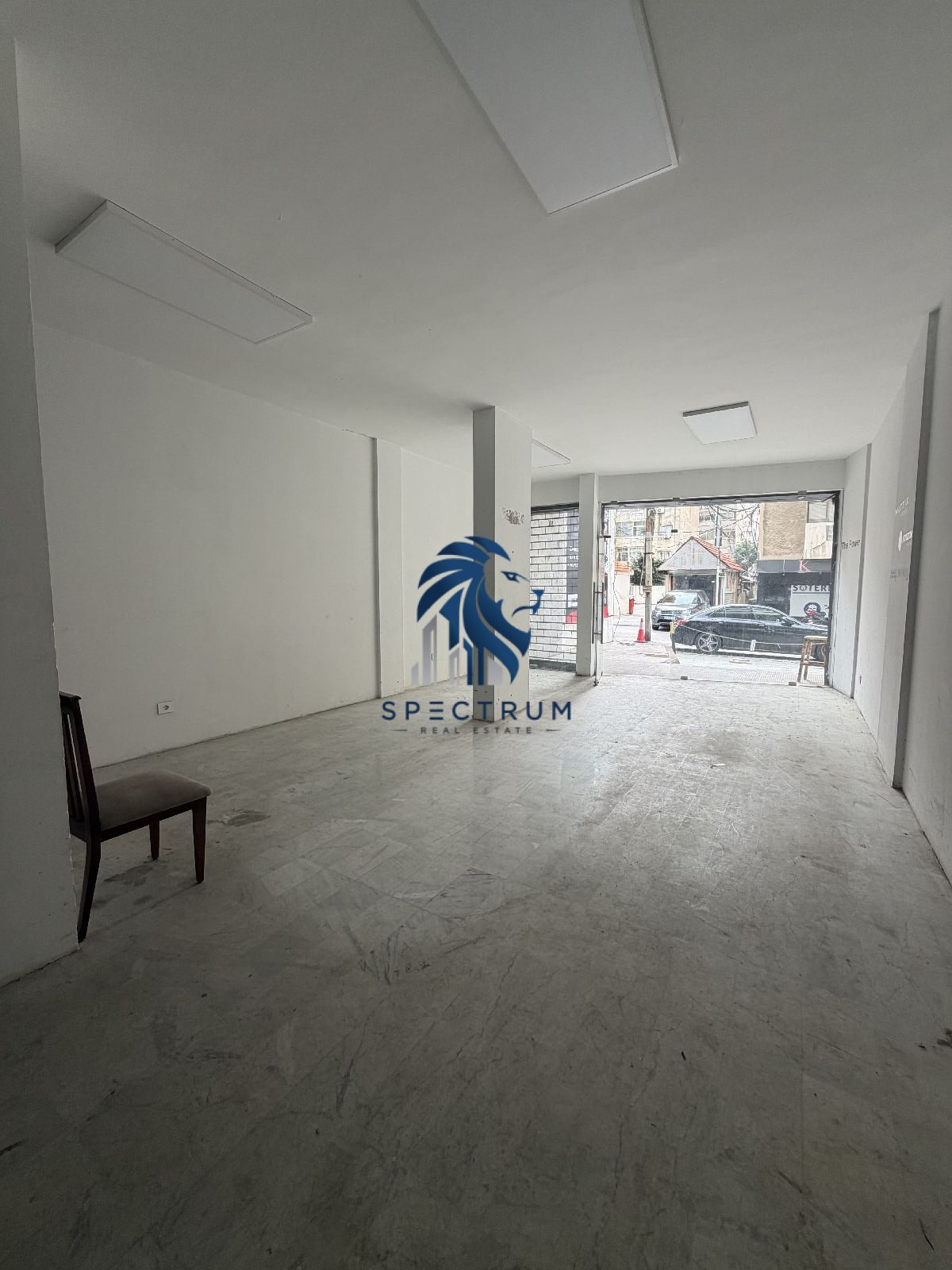 Shop For Sale In Zalka
