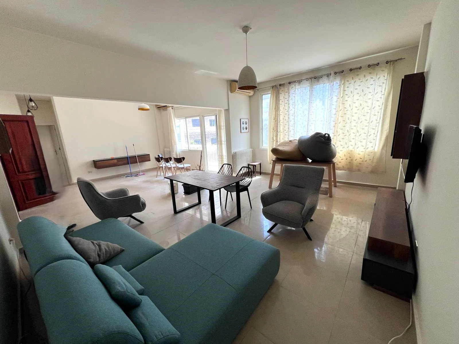 Elegant Apartment in Gemmayze