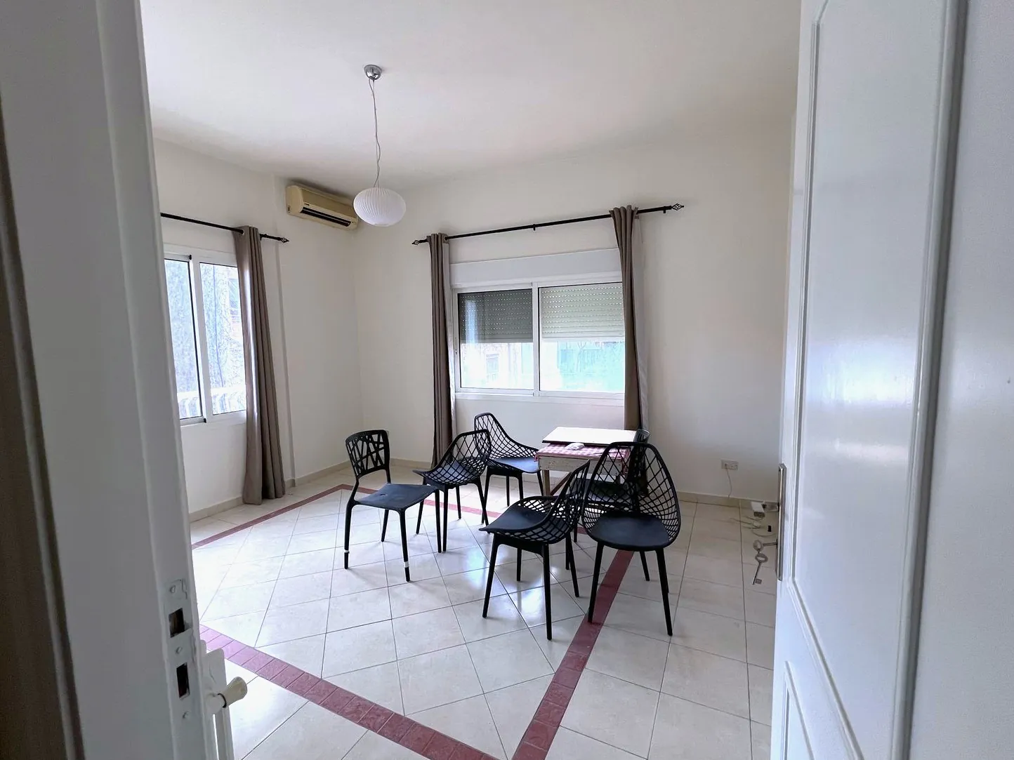Elegant Apartment in Gemmayze — الصورة 4