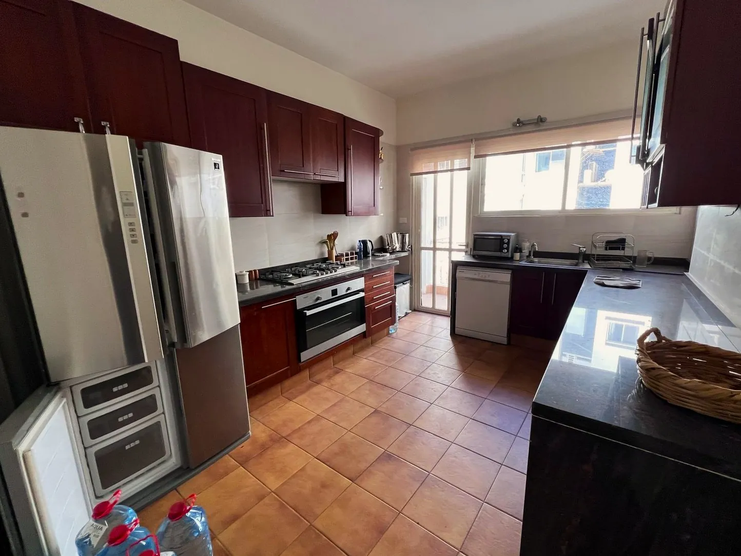 Spacious Apartment in Gemmayzeh — الصورة 4