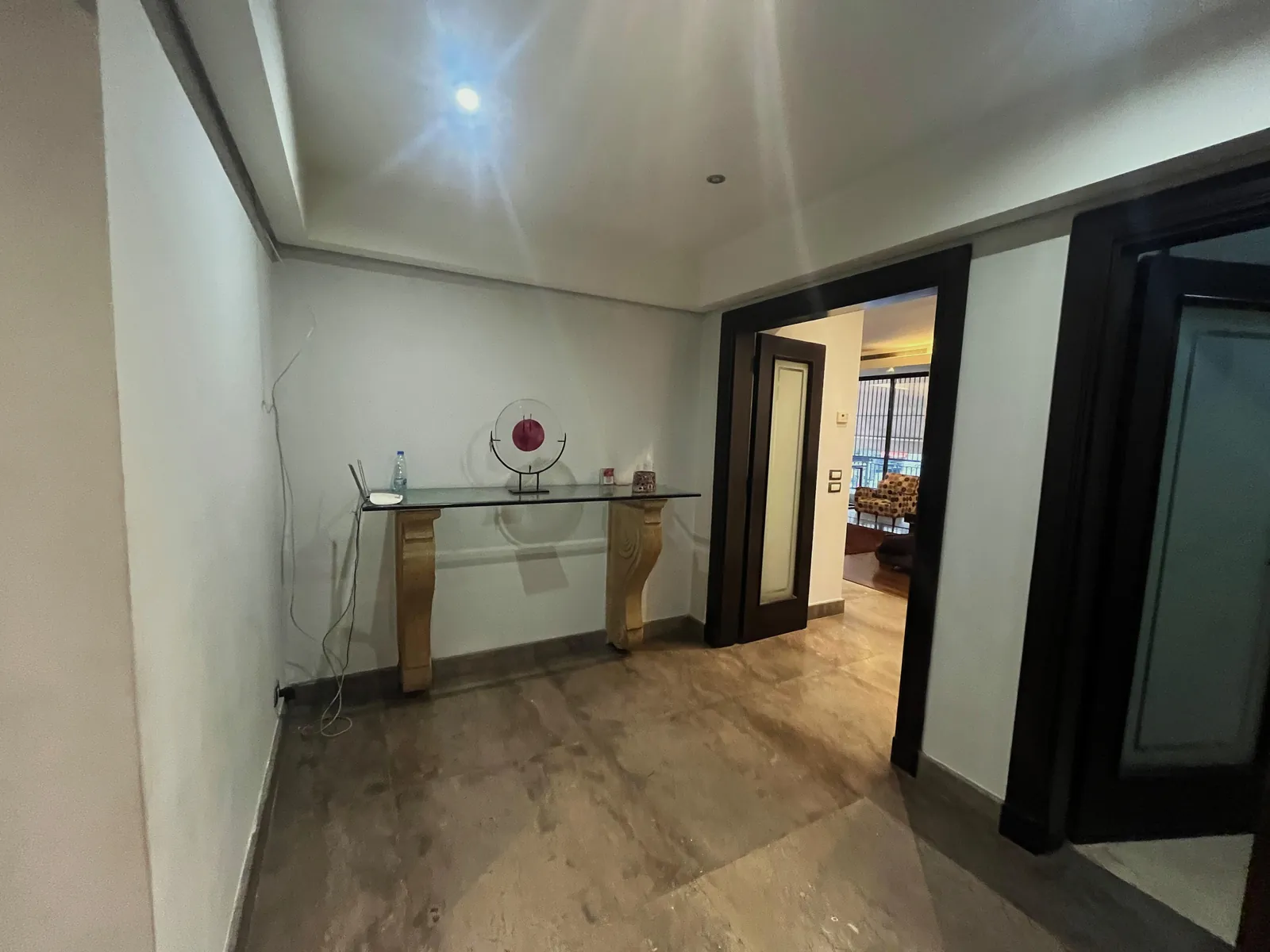 Furnished Apartment in Hamra, Beirut — الصورة 5