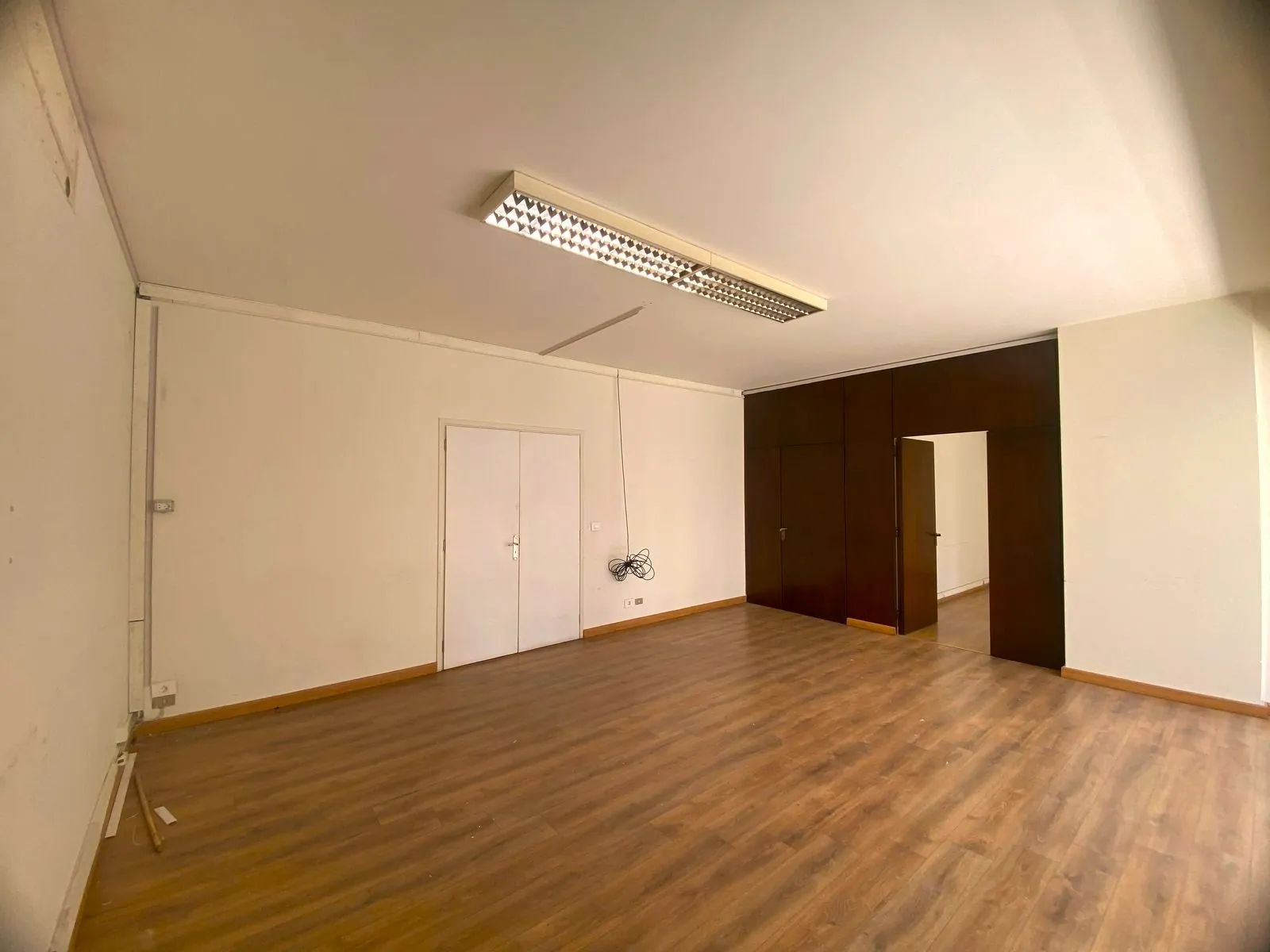 Spacious Office in Badaro, Beirut — الصورة 2