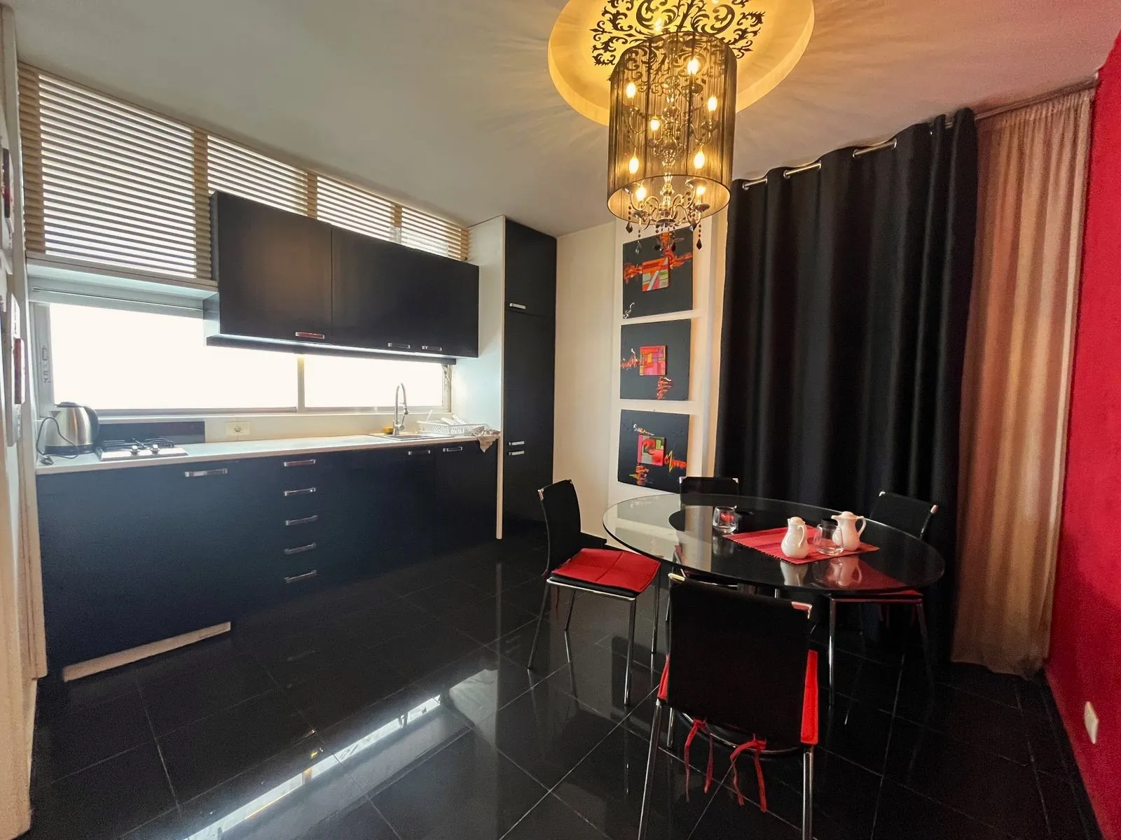 Furnished Apartment in Hamra, Beirut — الصورة 3
