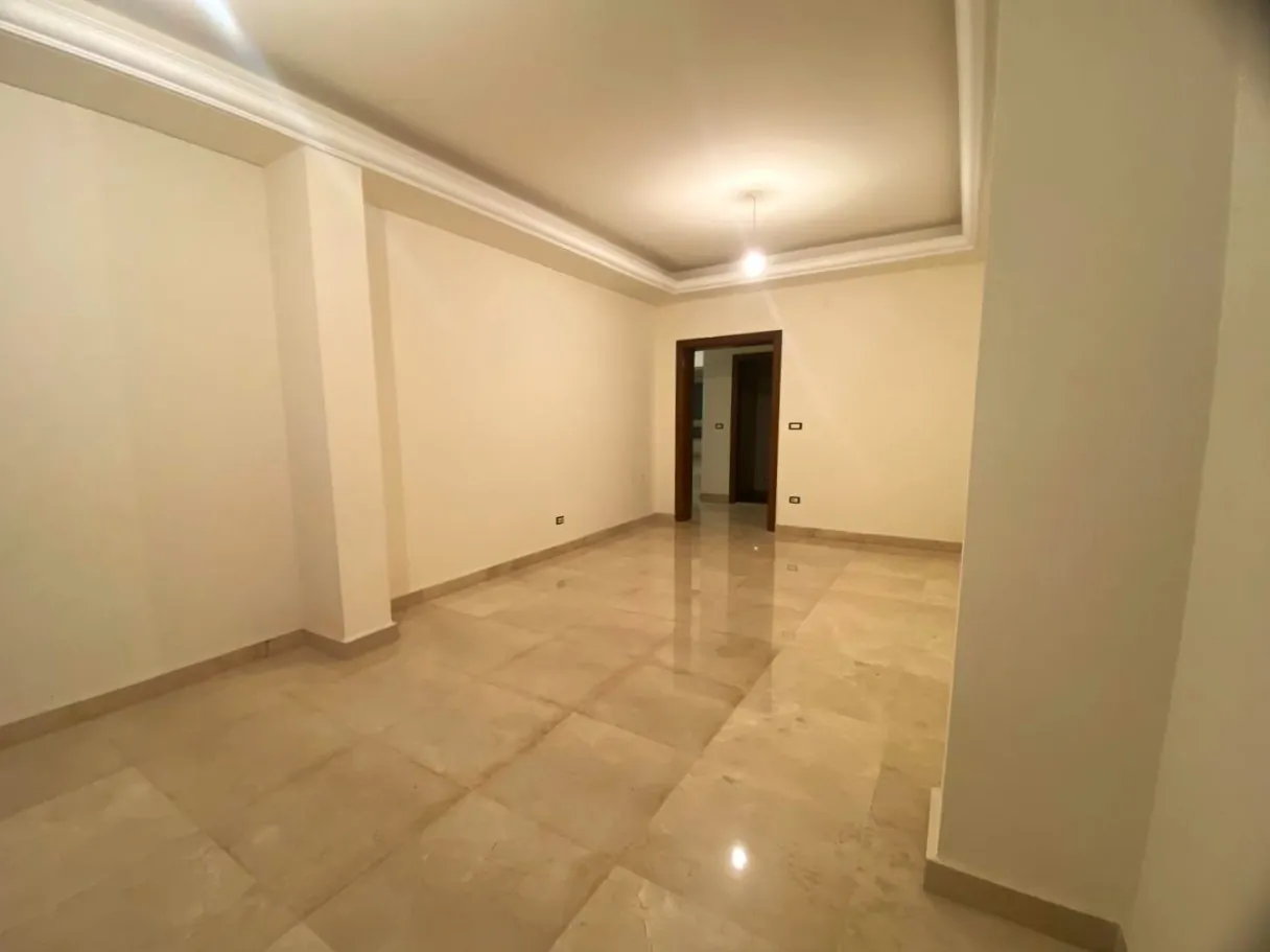 Spacious & Elegant Apartment in Ramlet Al Bayda — الصورة 4