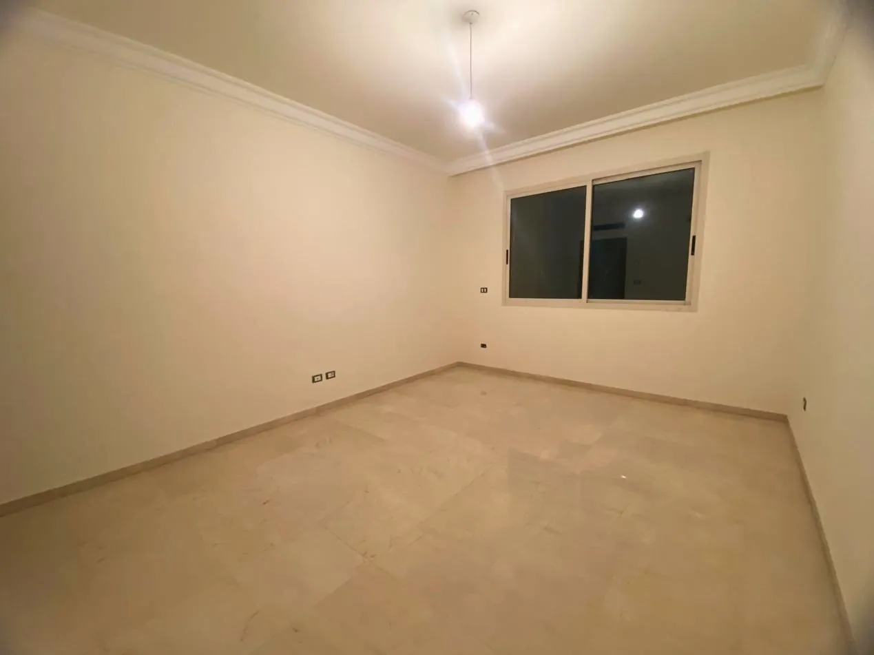 Spacious & Elegant Apartment in Ramlet Al Bayda — الصورة 5