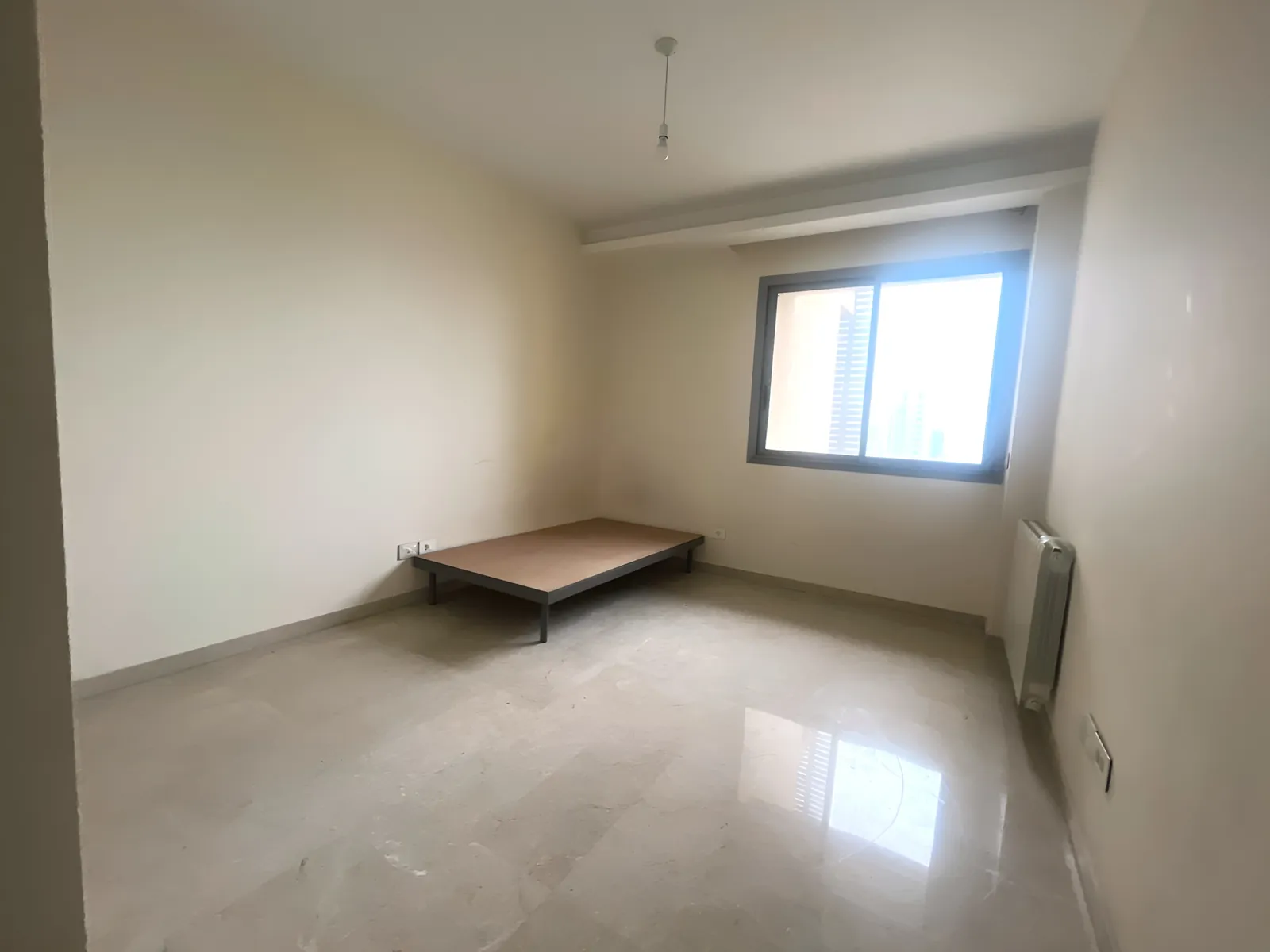 Elegant High-Floor Apartment in Clemenceau — الصورة 2