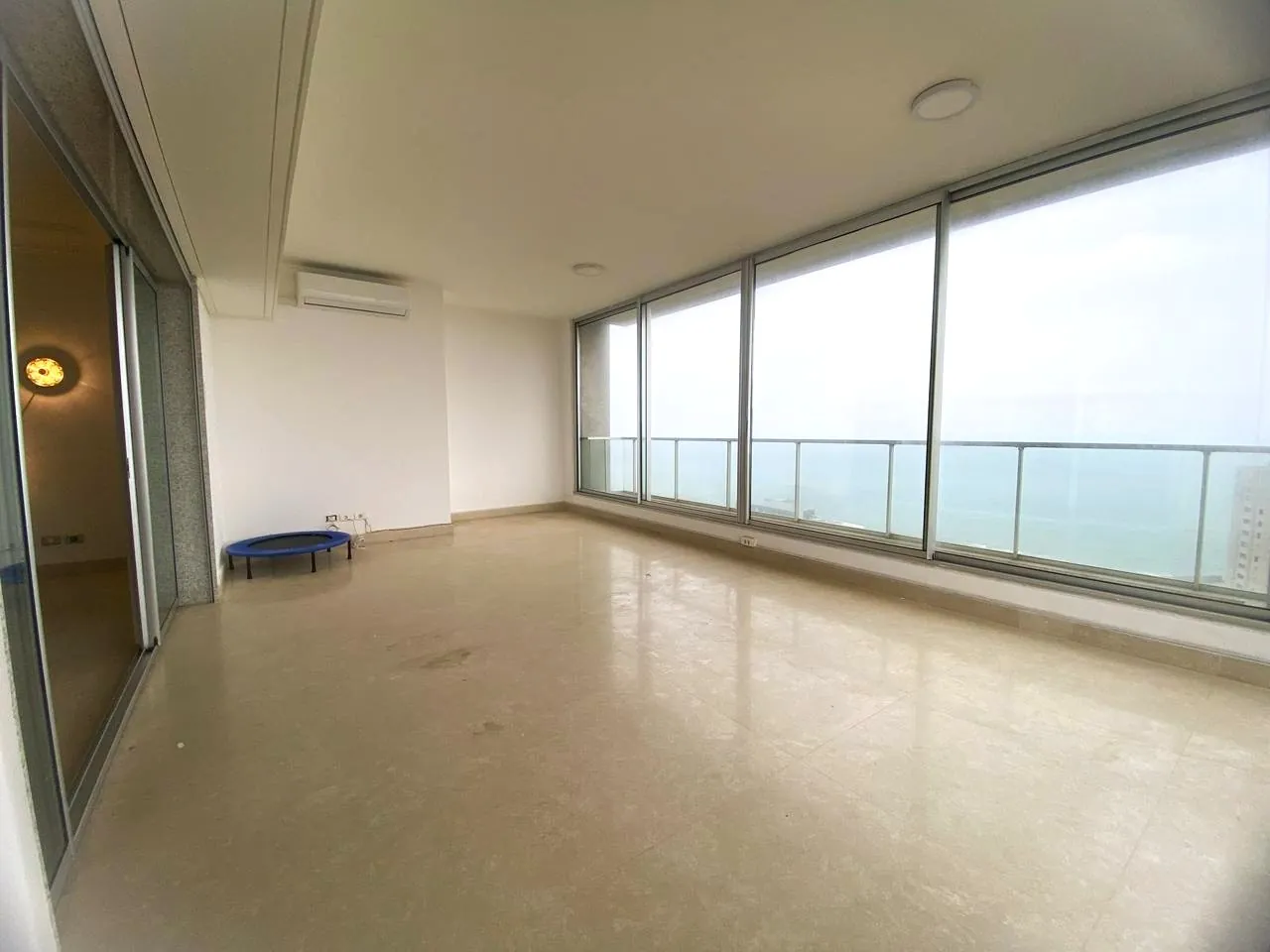 Luxurious Apartment in Raouche, Beirut — الصورة 4