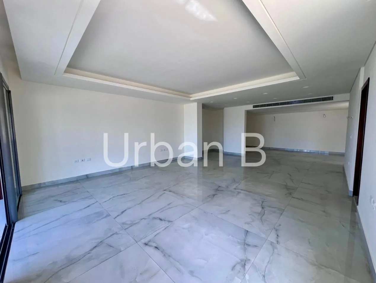Luxurious Sea View Apartment in Raouche — الصورة 3