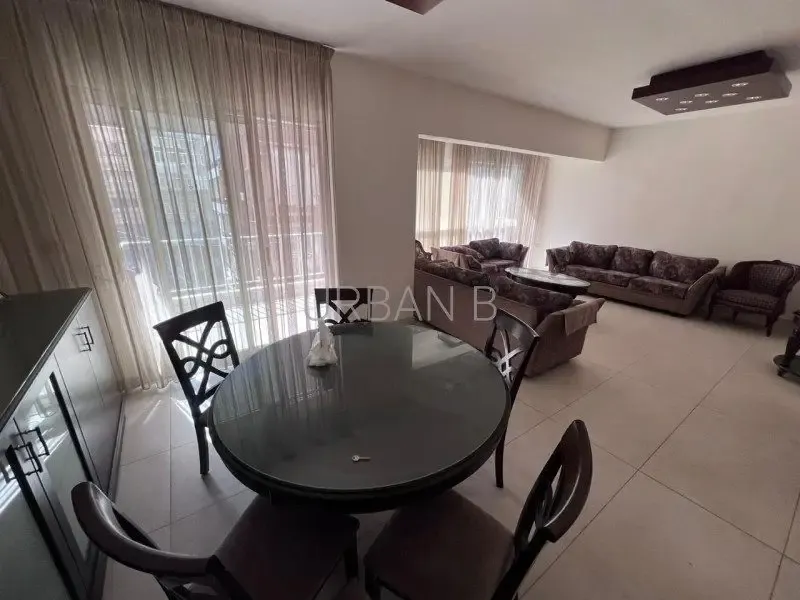 Apartment in Hamra