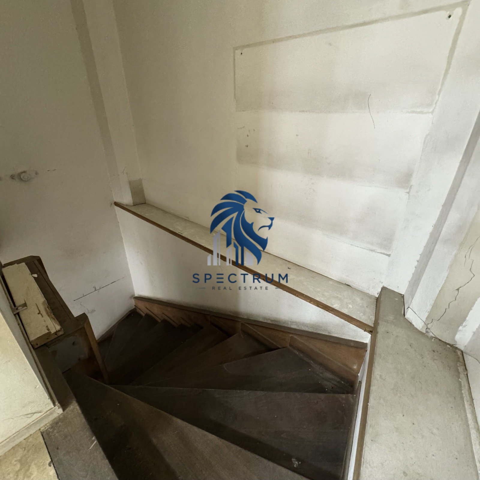 Shop For Rent In Downtown — الصورة 2
