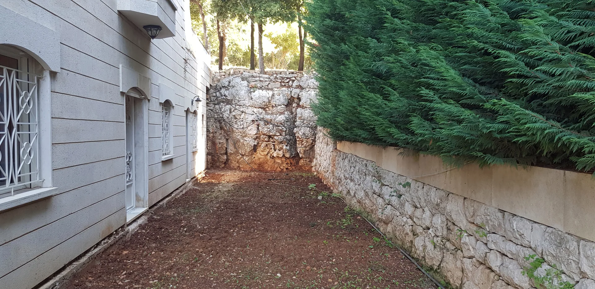 Villa for Sale in Ajaltoun, Lebanon — الصورة 8