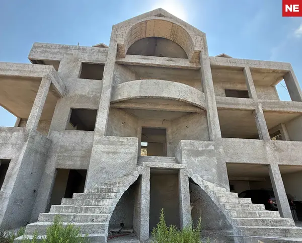 Unfinished villa is located in Berbara !