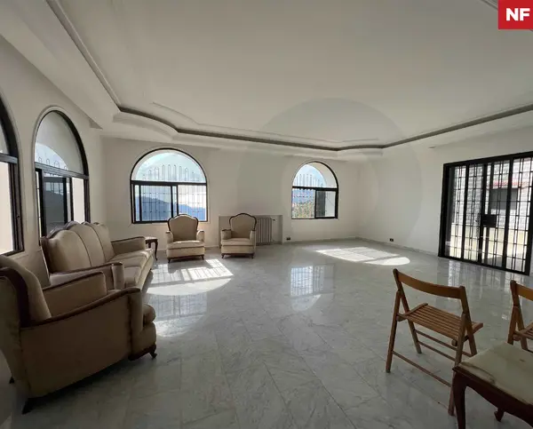 Garden-Maid's room-Underground parking/jeita- !