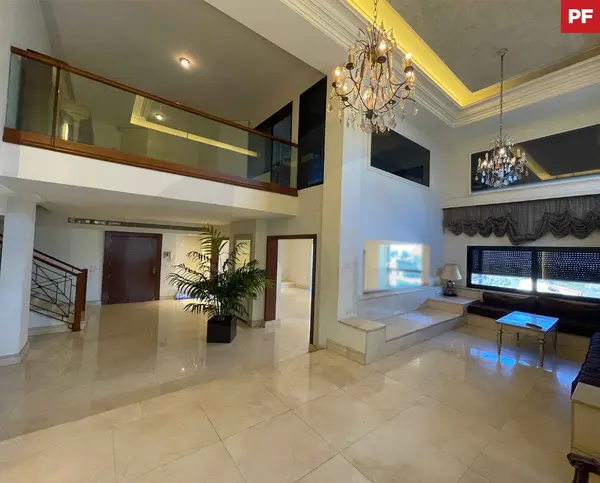 DUPLEX/Hazmieh, Mar Takla /Jacuzzi/AC