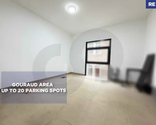 Parking spots for up to 30 cars/Achrafieh /Office !