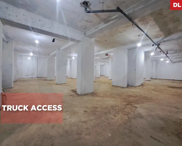 Warehouse/Hazmiyeh,Baabda /CALM AREA/easy access
