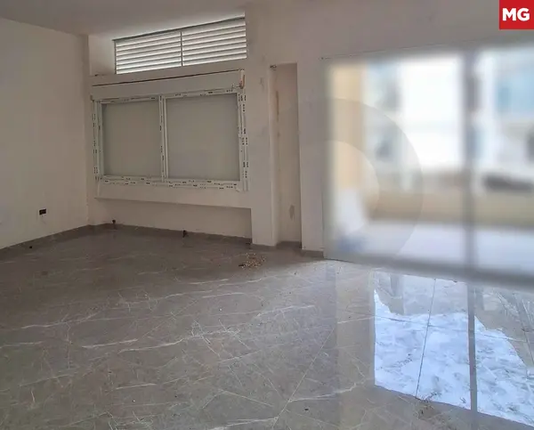 Quiet Neighborhood/mastita,JBEIL / minutes from the highway/BRAND NEW