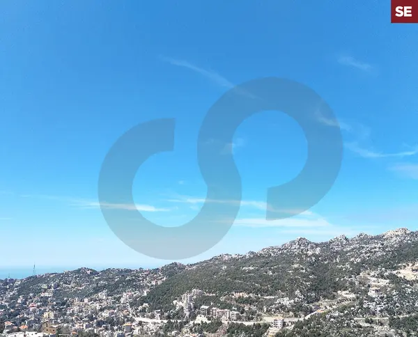 unobstructed view- maintained building- Feitroun