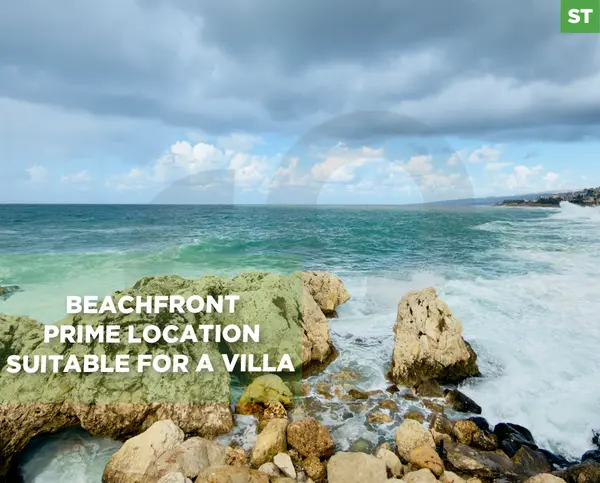 A Land of 850 Sqm located directly on Halat