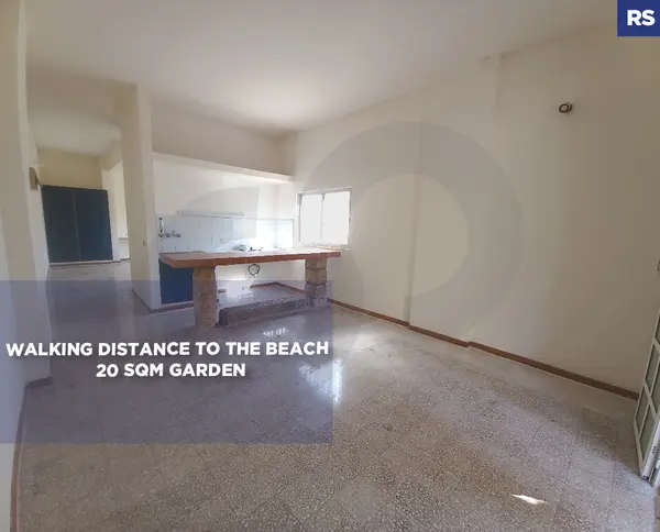 studio, garden, parking, near the beach, Jbeil