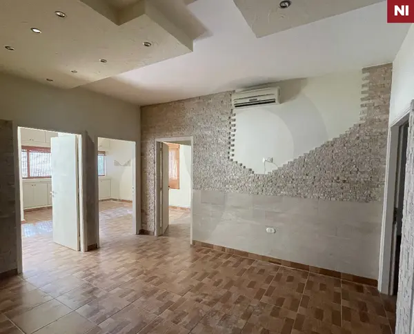 Prime location,just 1 minute from the highway,Jbeil