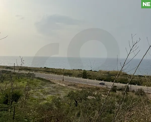 seaside road, near the beach, prime area, Barbara