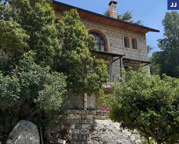 Duplex villa, terrace, garden , metn, Naas