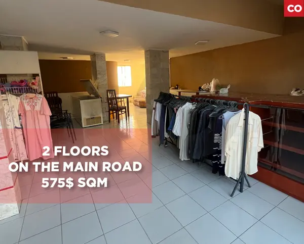 Spacious shop in Halat , located on the main road