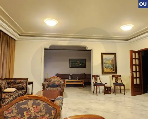 apartment in a prime location in Awkar