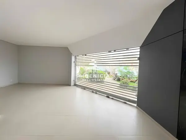 Shop for sale in Amchit Main Rd، Aamchit, Lebanon