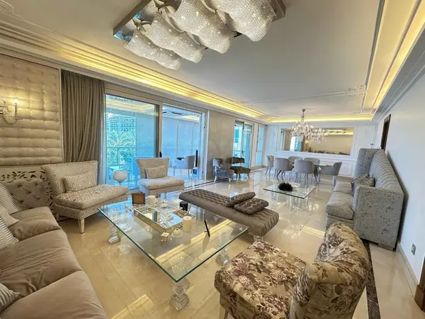 Apartment for Sale in Ain Al Mraiseh, Beirut, Lebanon
