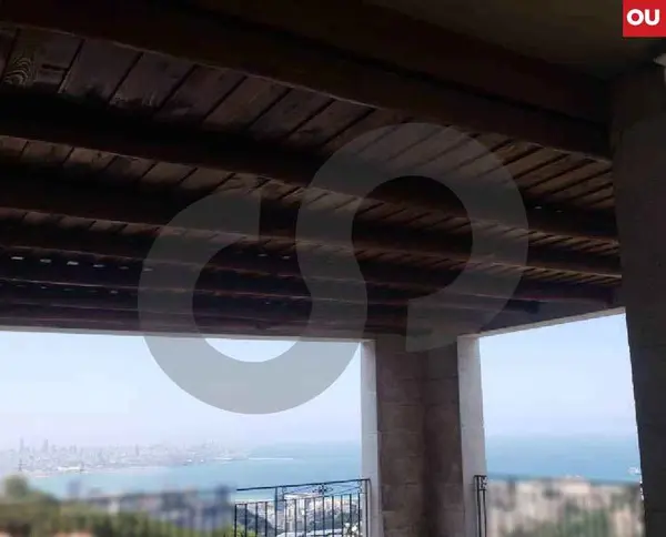 This very elegant house in Mtayleb