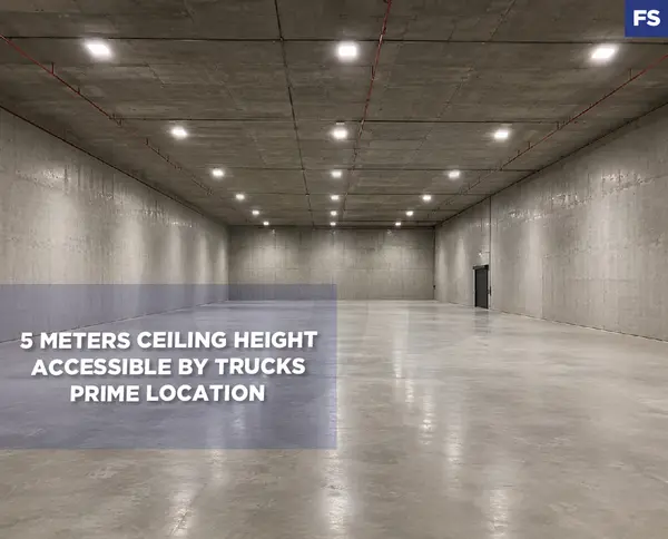 Warehouse/Truck Access/Keserouan - Zouk Mosbeh