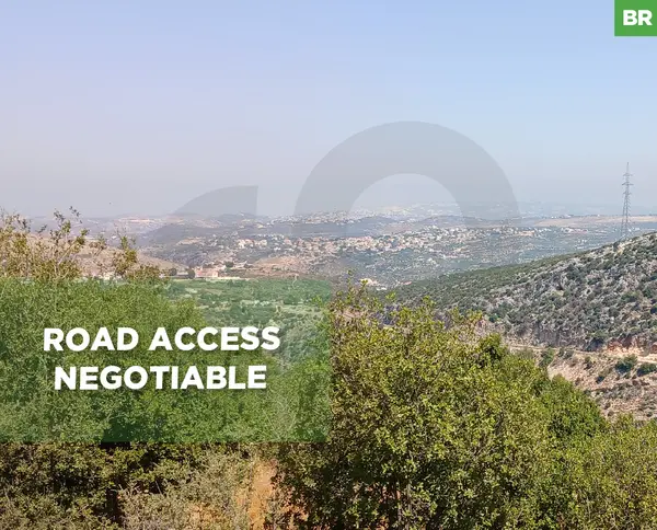 Prime land/Road access/negotiable/Batroun/Daael
