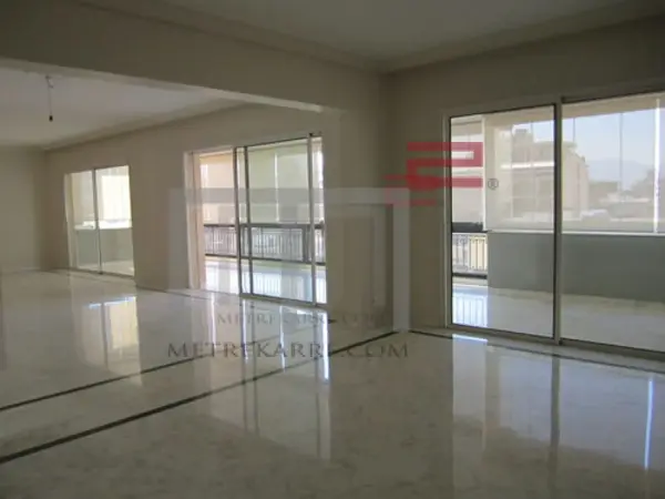 Apartment for Rent in Achrafieh