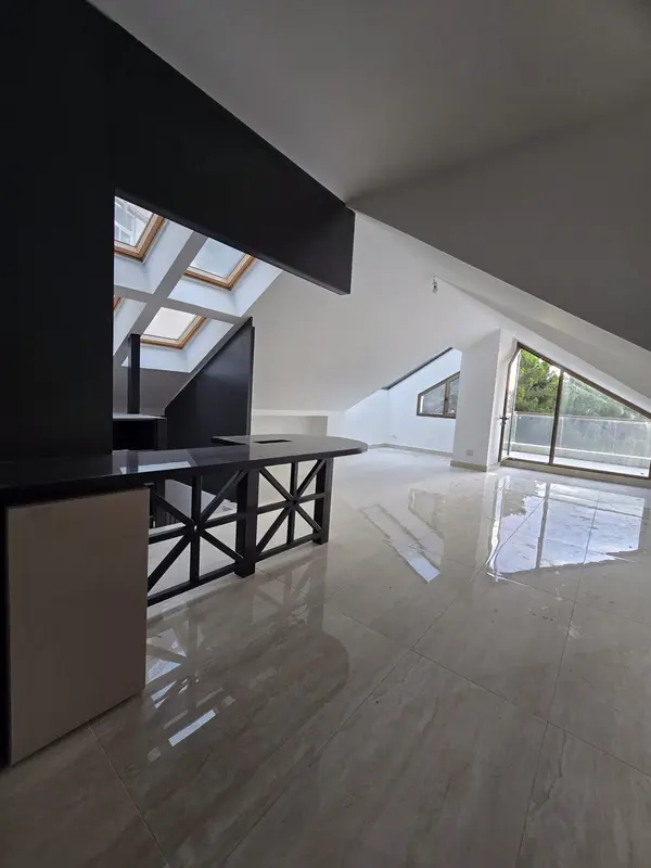 Metn, Mansourieh 200 m2 Duplex Apartment for Sale