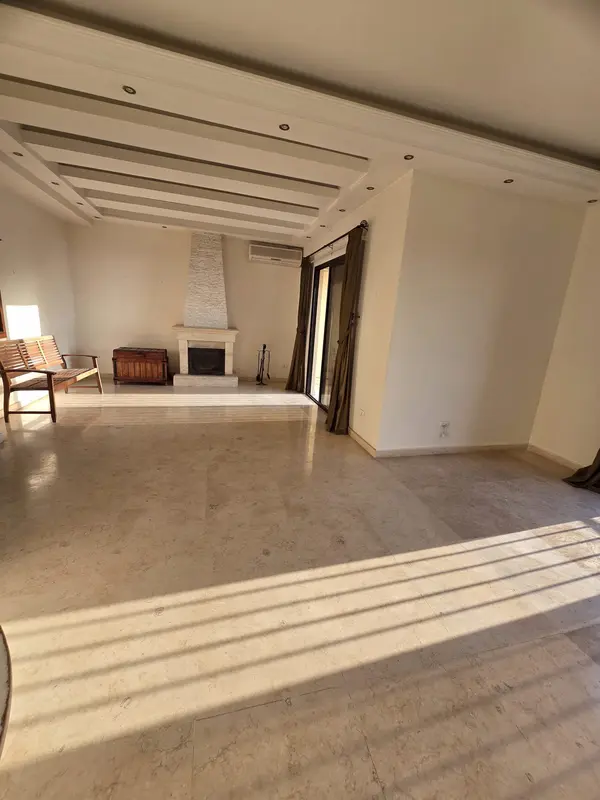 Metn, Dbaye 160 m2 Apartment for Sale