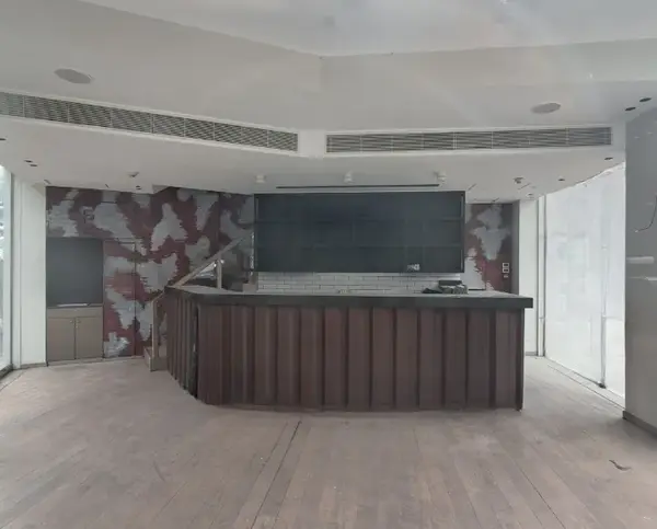 Shop for Rent in Verdun