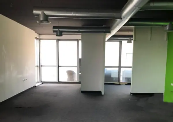 Office for Sale in Verdun