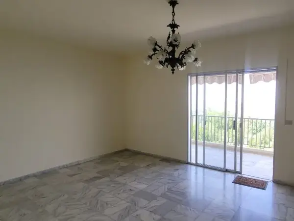 Apartment for Sale in Ajaltoun