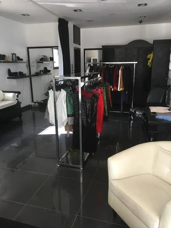 Shop for sale in Halat