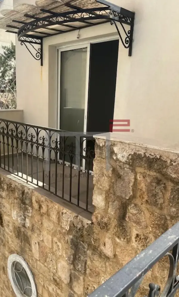 Villa for Sale in Mar Maroun