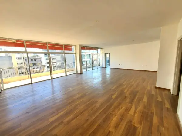 Office for Sale in Ras Beirut